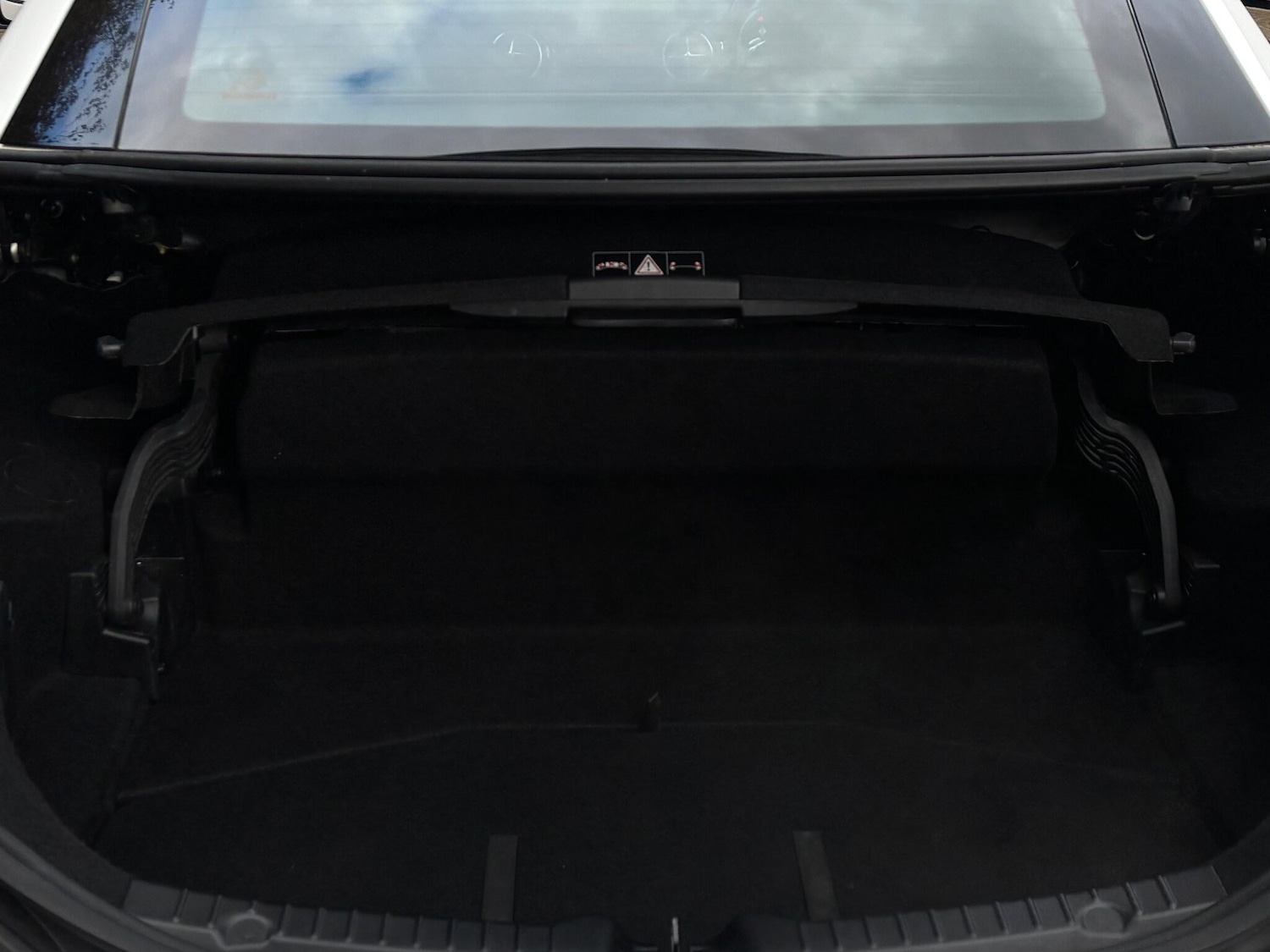 Used Mercedes-Benz SLC 2018 for sale - 76378023: Photo 28