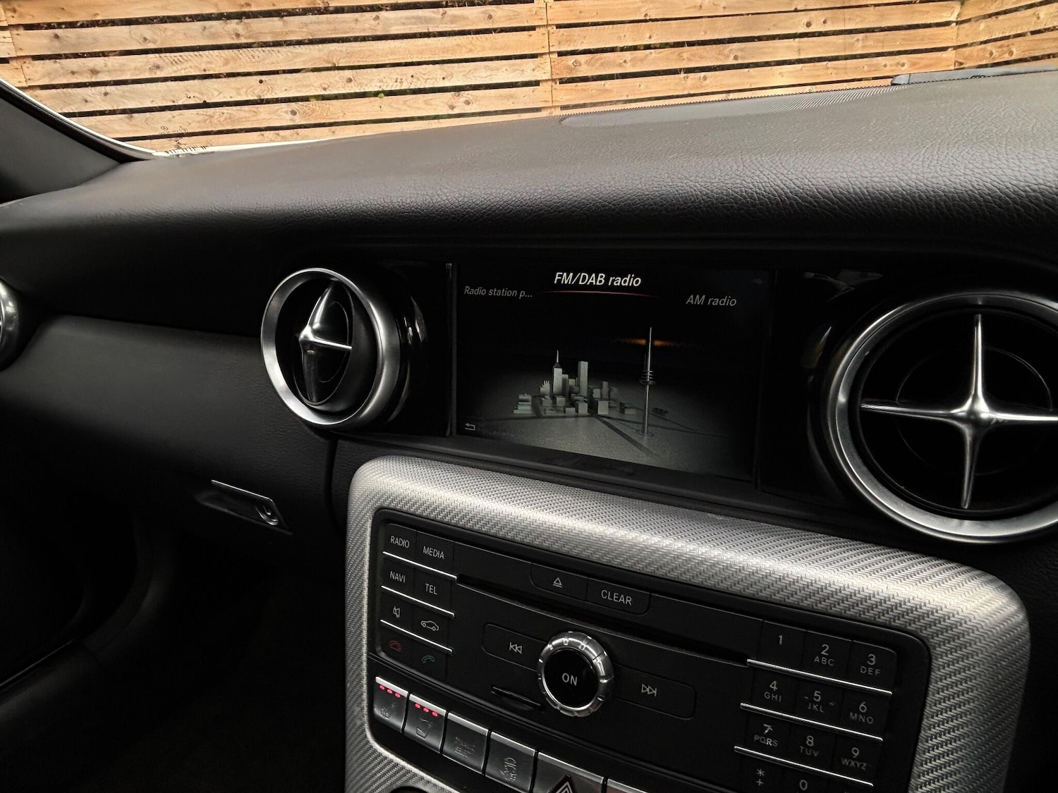 Used Mercedes-Benz SLC 2018 for sale - 76378023: Photo 29