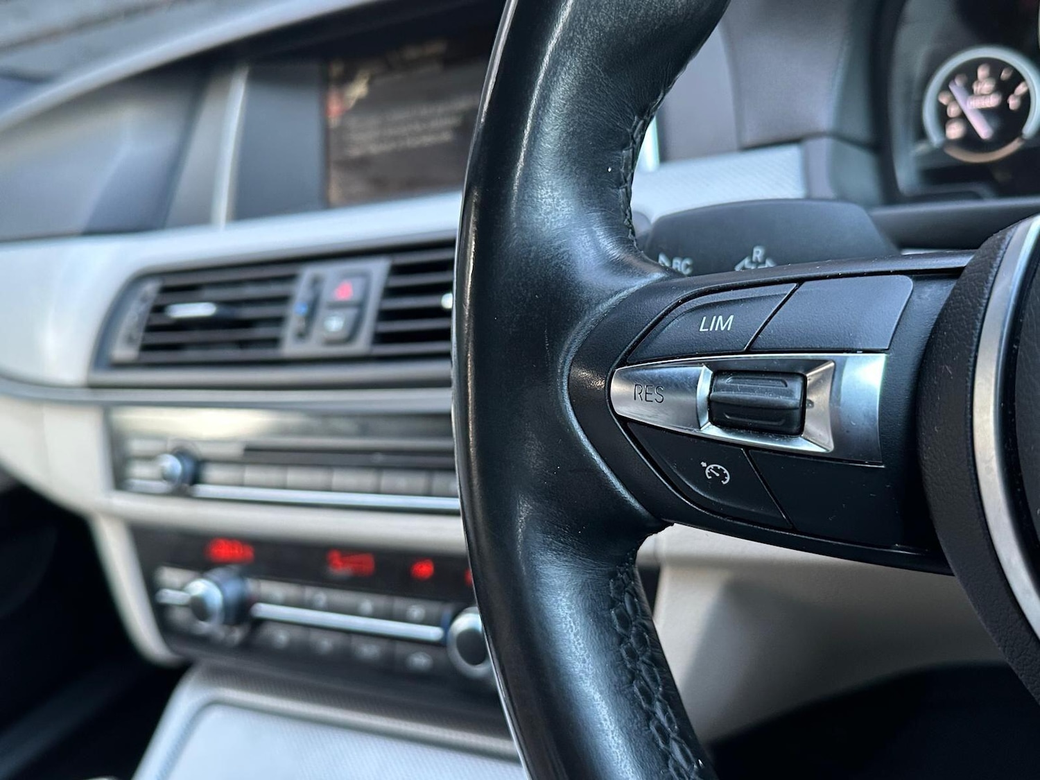 Used BMW 5 Series 2015 for sale - 77175681: Photo 36