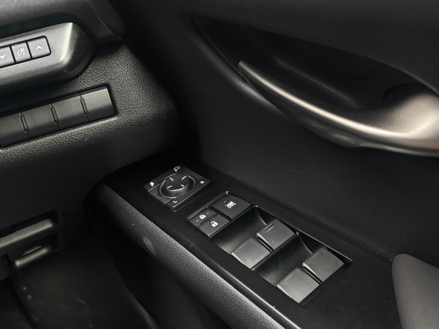 Used Lexus UX 2021 for sale - 77237711: Photo 42