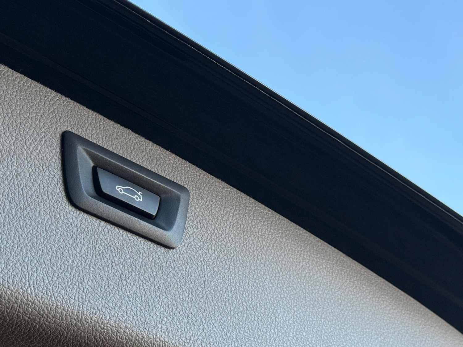 Used BMW 3 Series 2018 for sale - 76936321: Photo 29