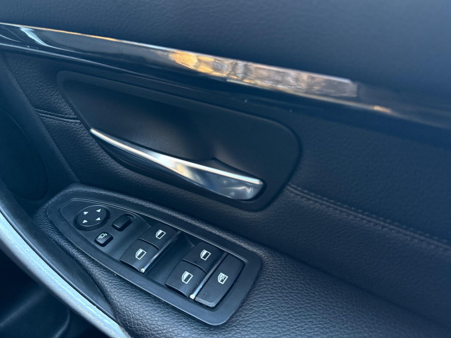 Used BMW 3 Series 2018 for sale - 76936321: Photo 37