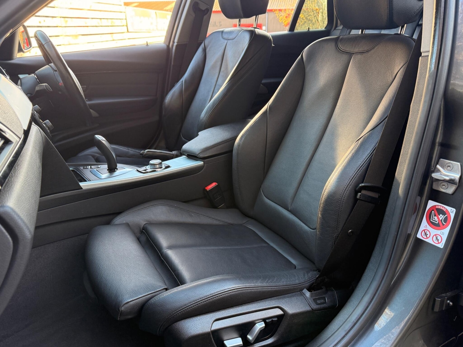 Used BMW 3 Series 2018 for sale - 76936321: Photo 8