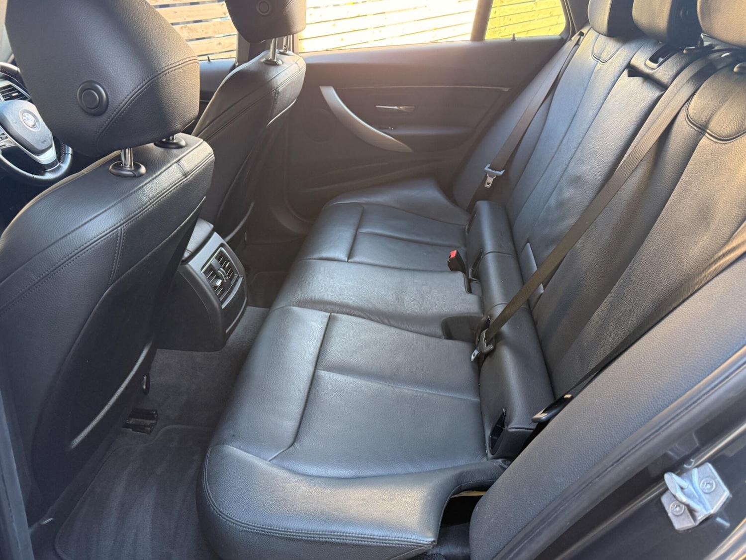 Used BMW 3 Series 2018 for sale - 76936321: Photo 9