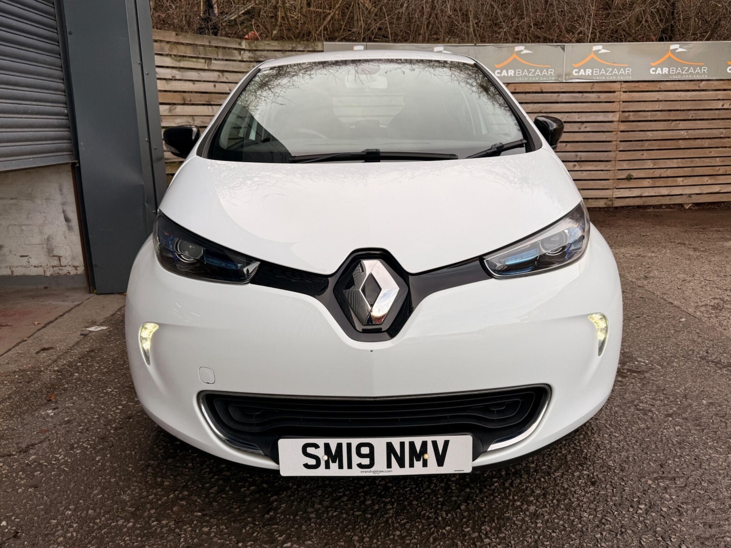 Used Renault Zoe for sale - 76935828: Photo 2