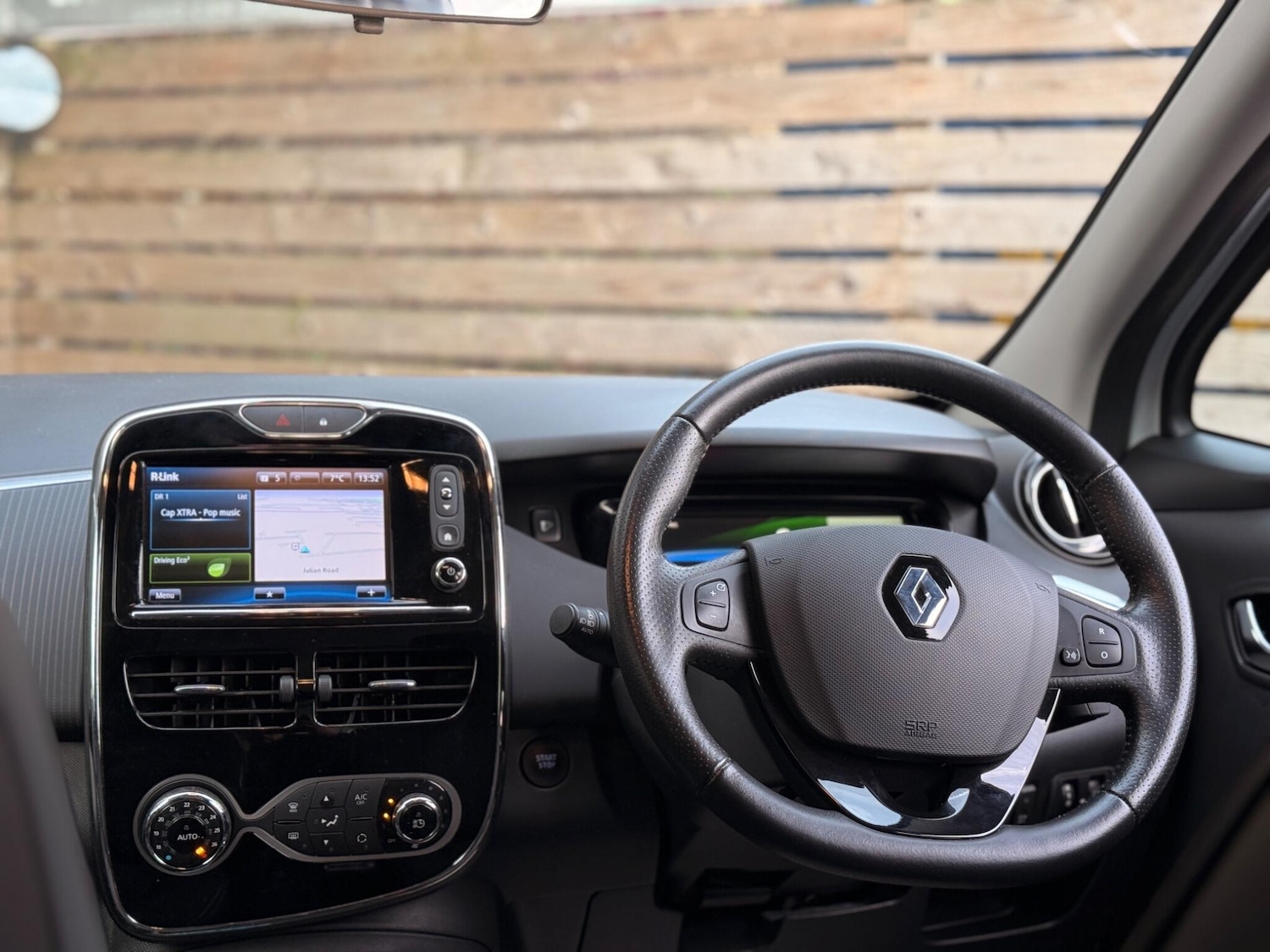 Used Renault Zoe for sale - 76935828: Photo 32