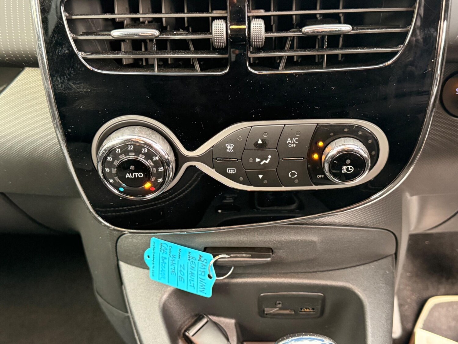 Used Renault Zoe for sale - 76935828: Photo 42