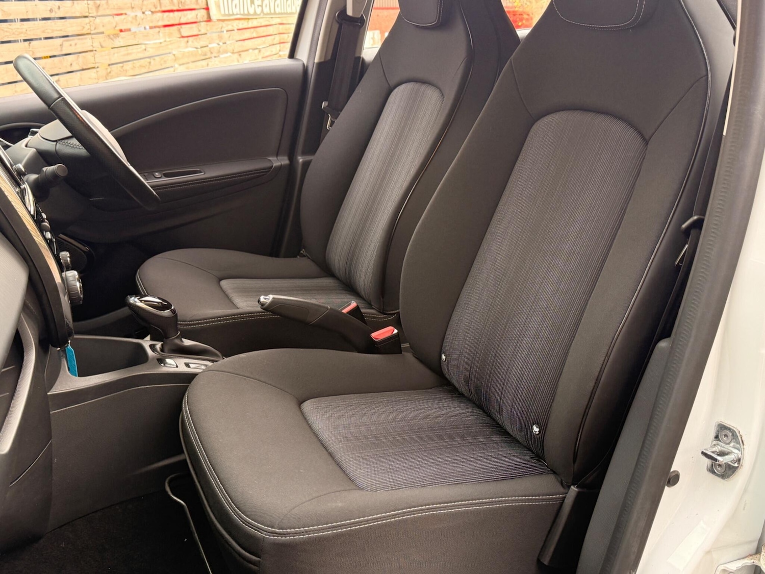 Used Renault Zoe for sale - 76935828: Photo 63