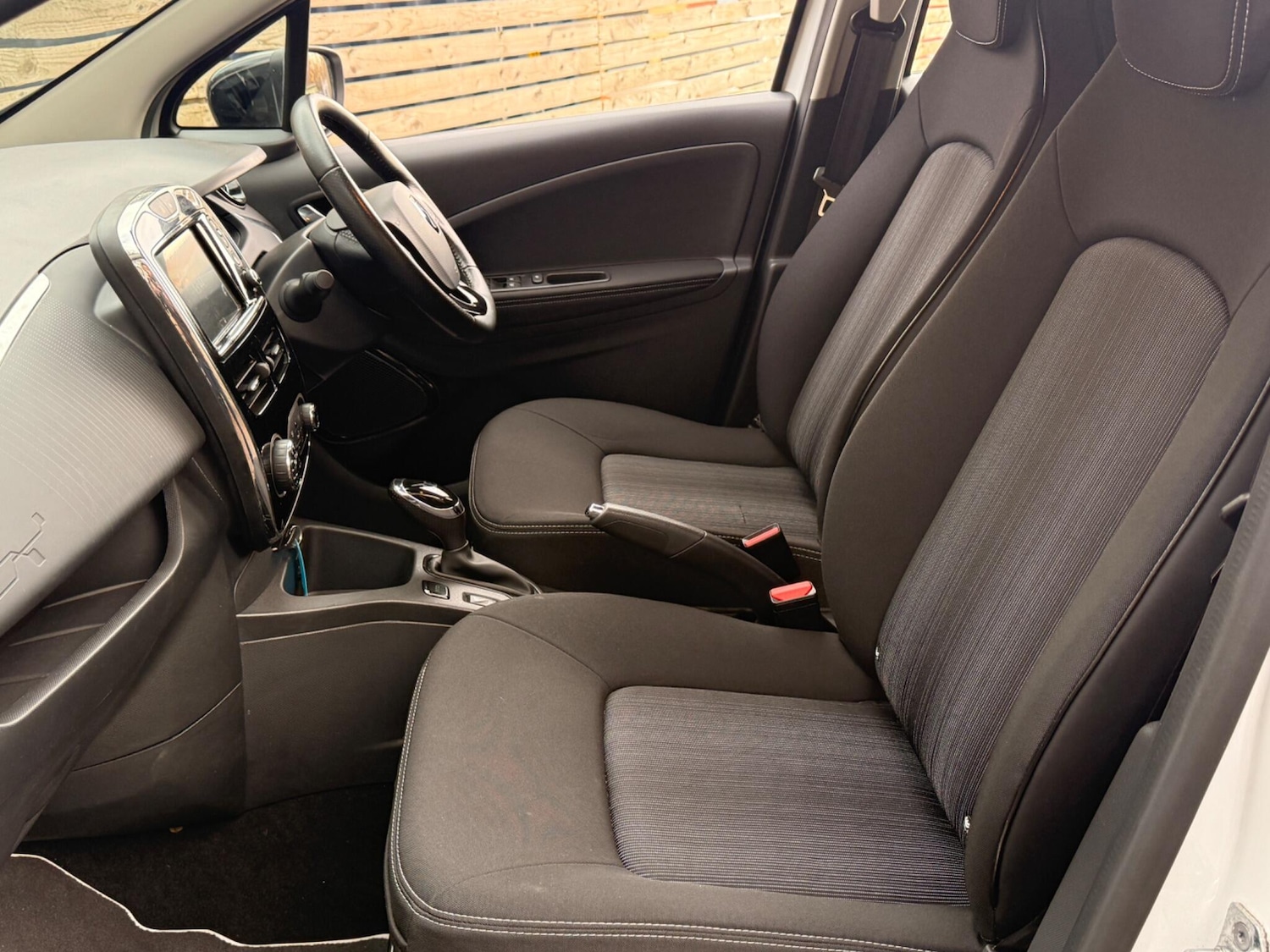 Used Renault Zoe for sale - 76935828: Photo 64