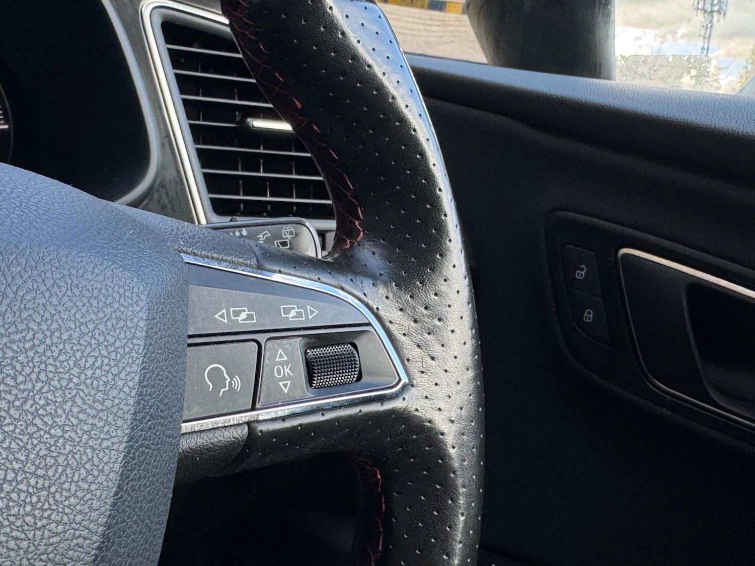 Used SEAT Leon 2018 for sale - 76440801: Photo 31