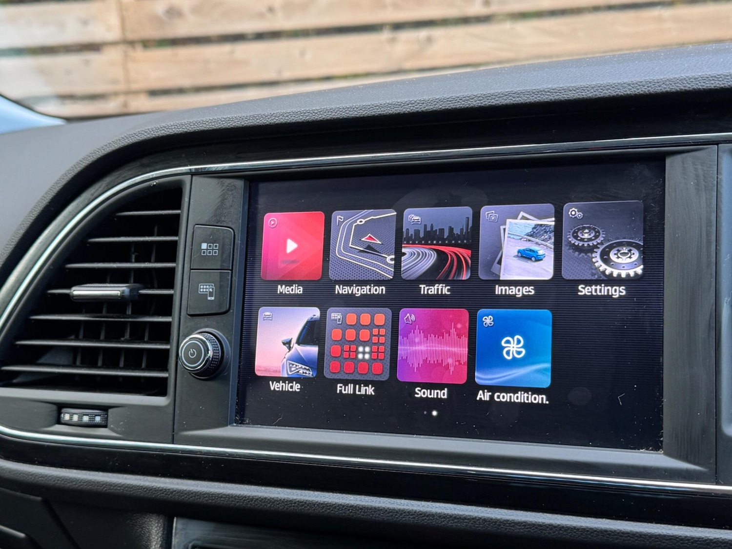 Used SEAT Leon 2018 for sale - 76440801: Photo 40