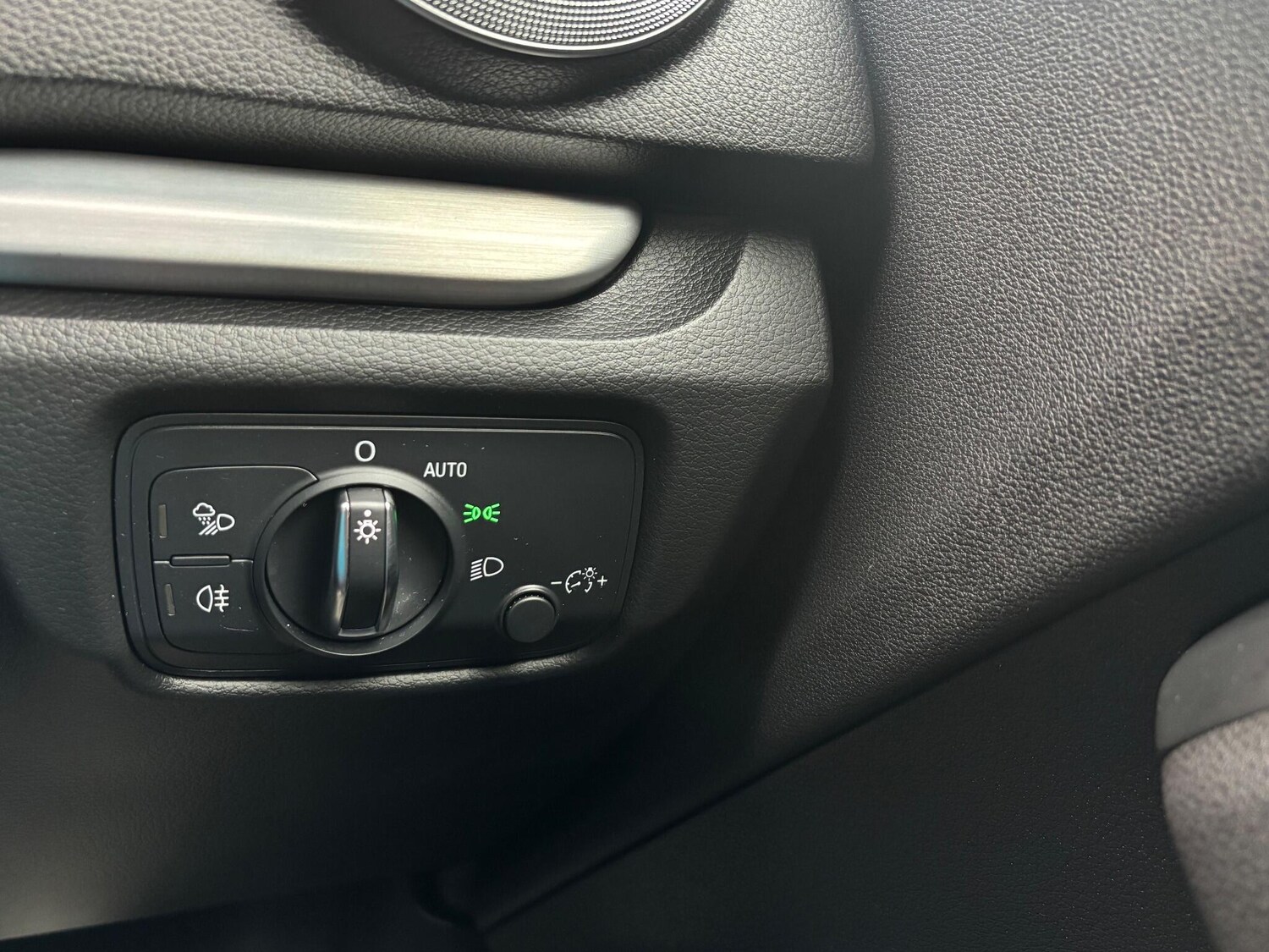 Used Audi A3 2017 for sale - 76314363: Photo 38