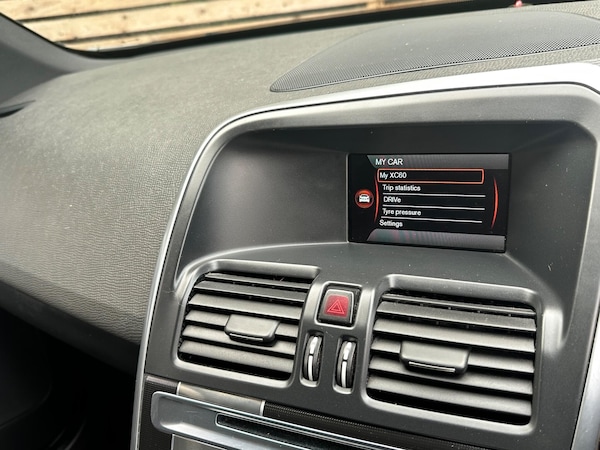 Used Volvo XC60 2014 for sale - 75578533: Photo 15