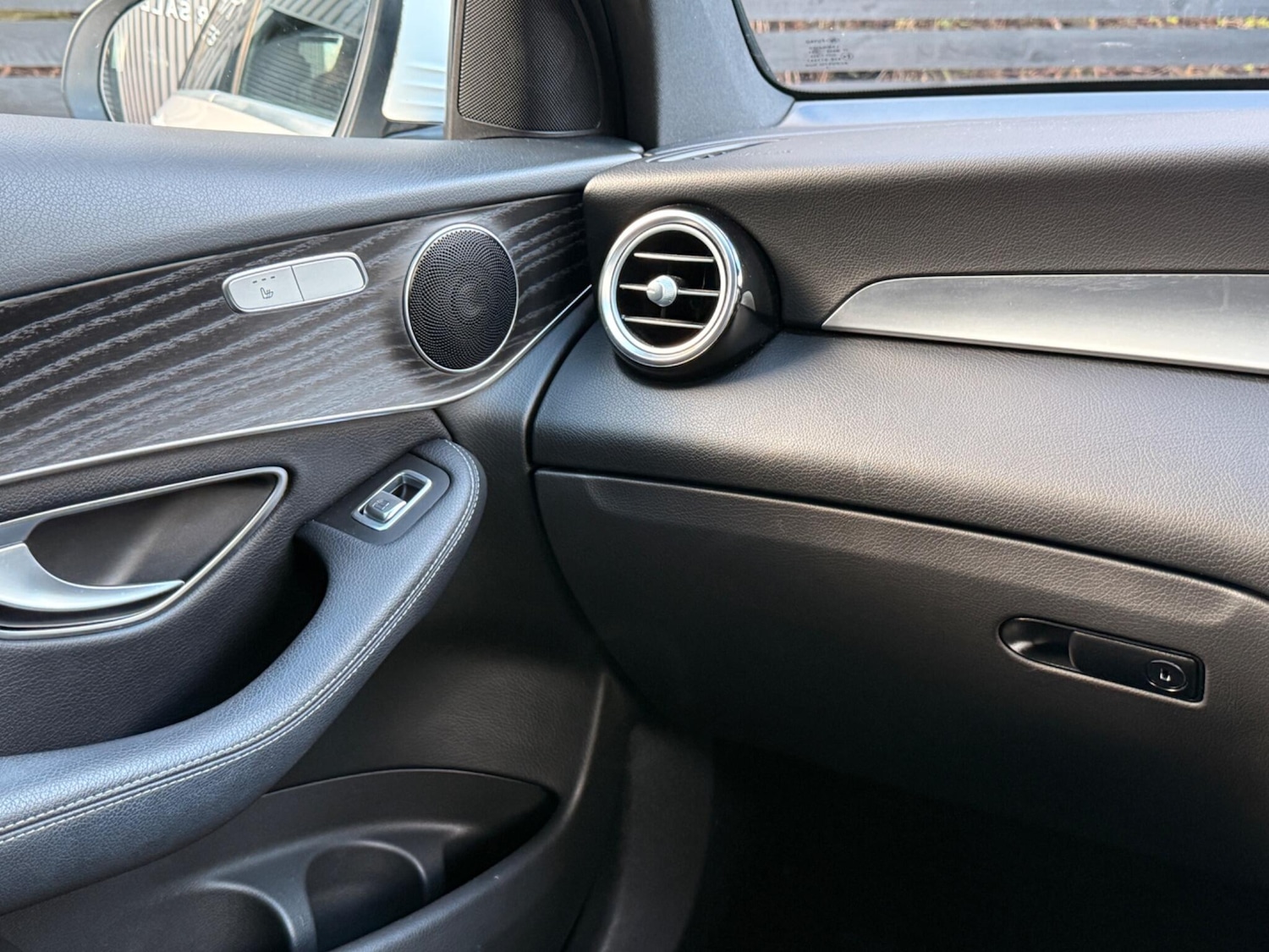 Used Mercedes-Benz GLC for sale - 77808290: Photo 24