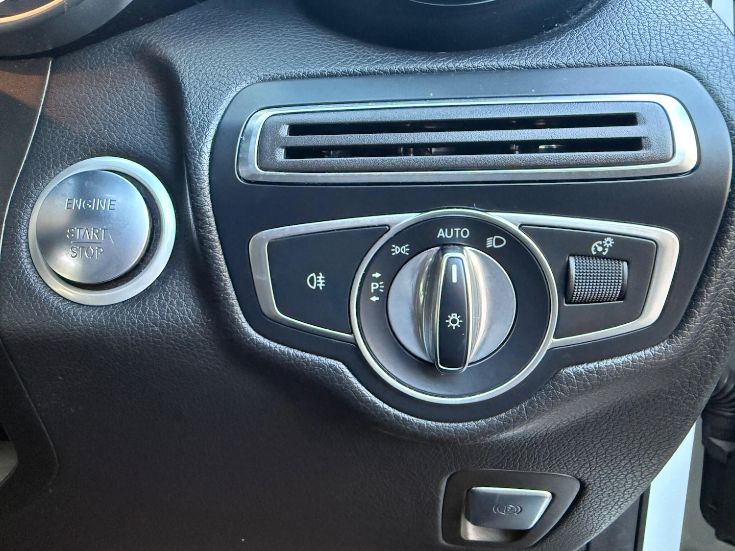 Used Mercedes-Benz GLC for sale - 77808290: Photo 25