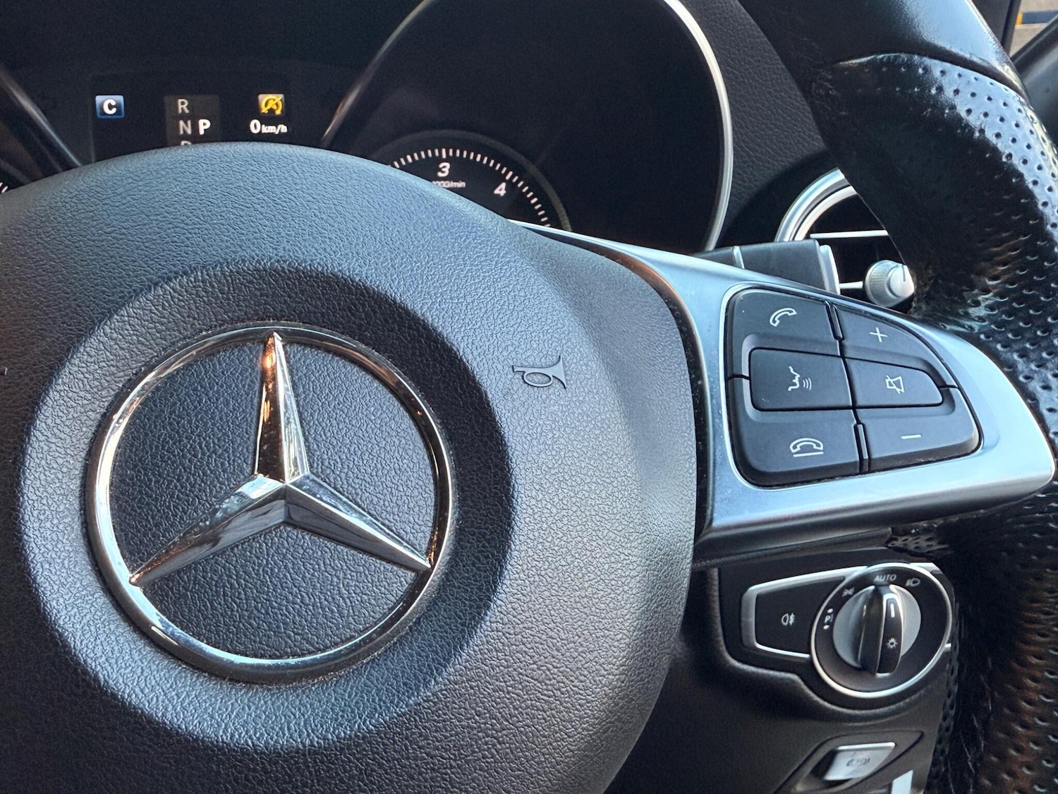 Used Mercedes-Benz GLC for sale - 77808290: Photo 27