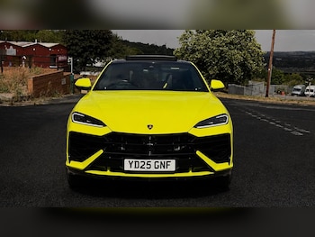 Used Lamborghini Urus 2025 for sale - 79412884: Photo