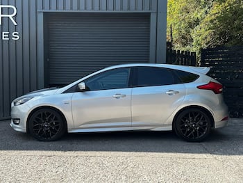 Used Ford Focus 2017 for sale - 79622504: Photo
