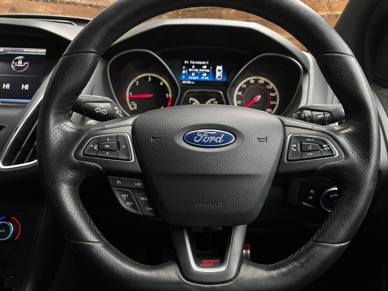 Used Ford Focus 2016 for sale - 76440645: Photo 34