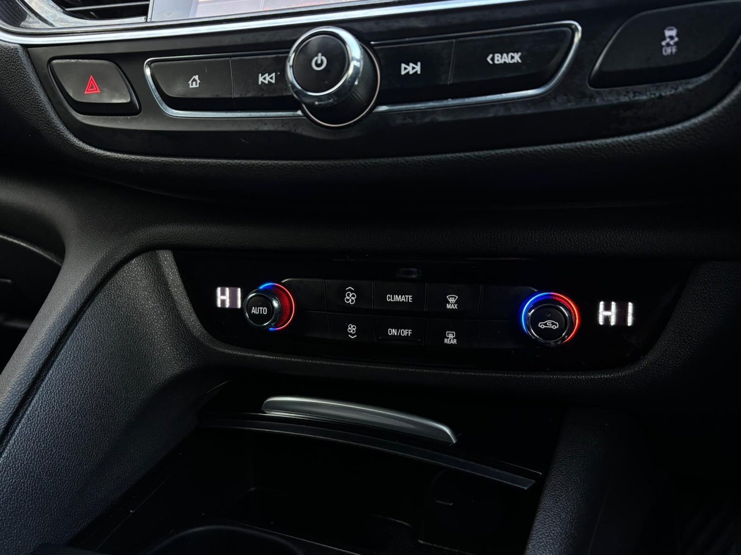 Used Vauxhall Insignia 2018 for sale - 77315079: Photo 29