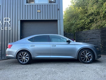 Used Skoda Superb 2015 for sale - 79396572: Photo
