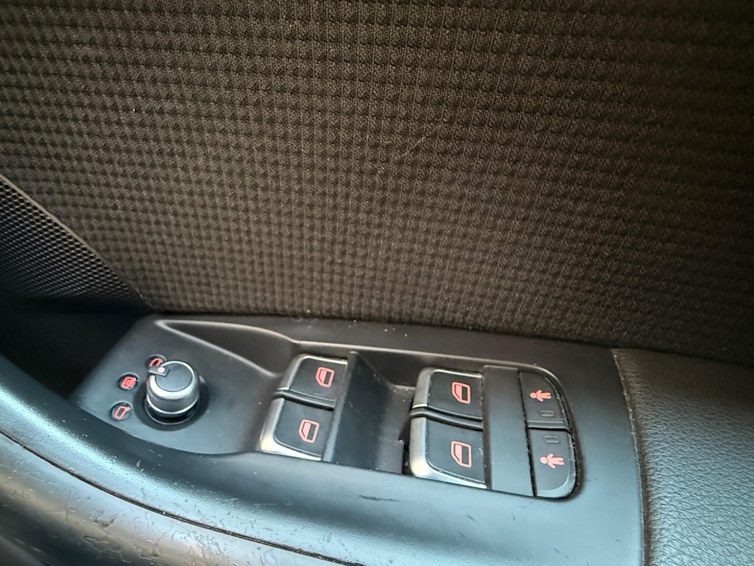 Used Audi Q3 2014 for sale - 76936505: Photo 27