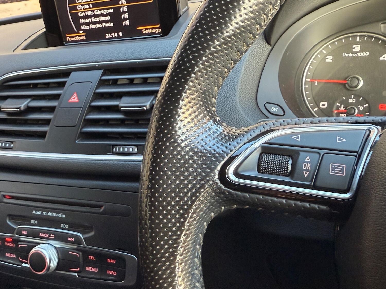 Used Audi Q3 2014 for sale - 76936505: Photo 30