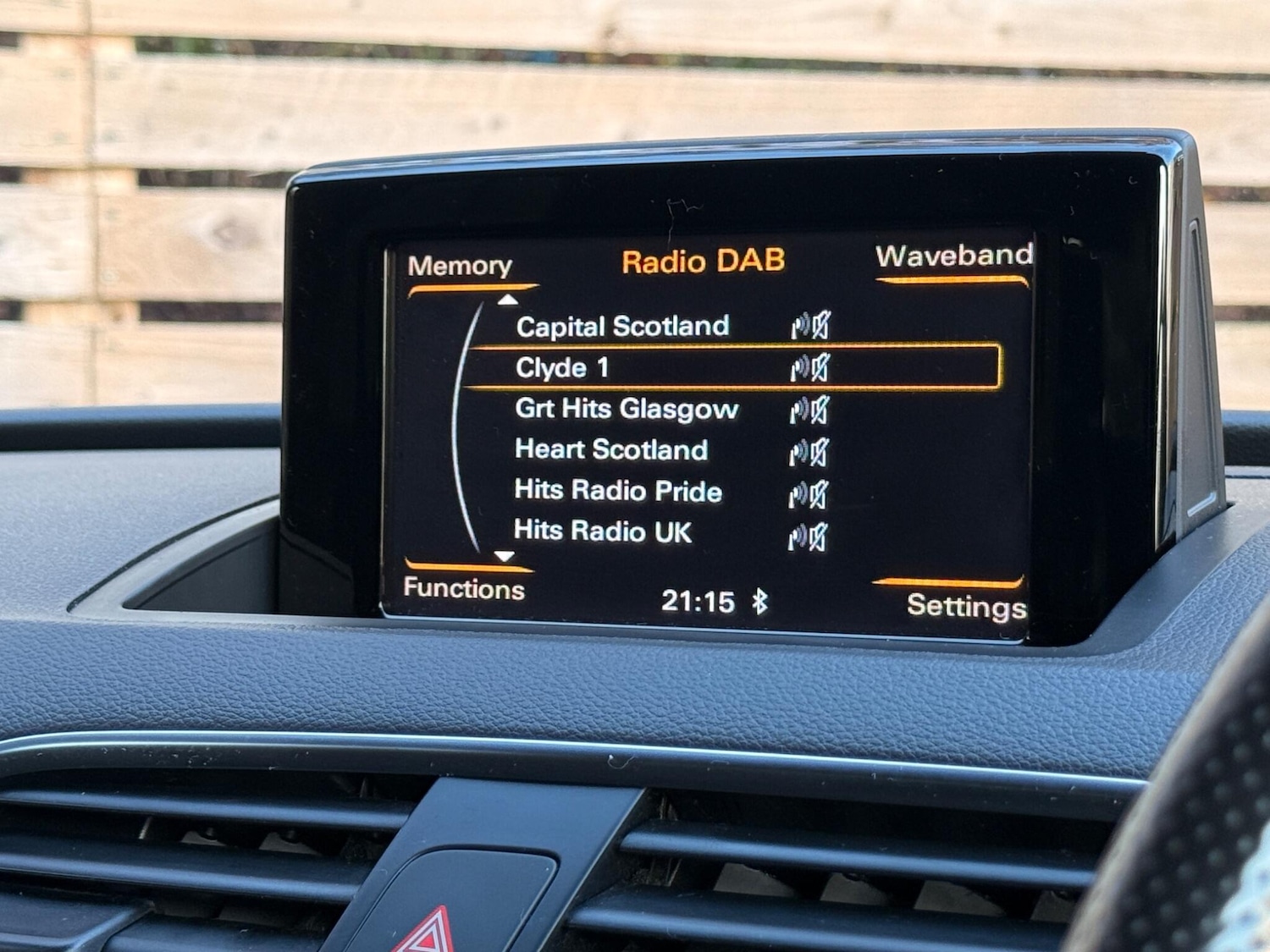 Used Audi Q3 2014 for sale - 76936505: Photo 34