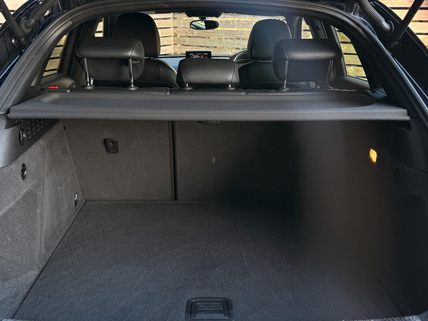 Used Audi Q3 2014 for sale - 76936505: Photo 41