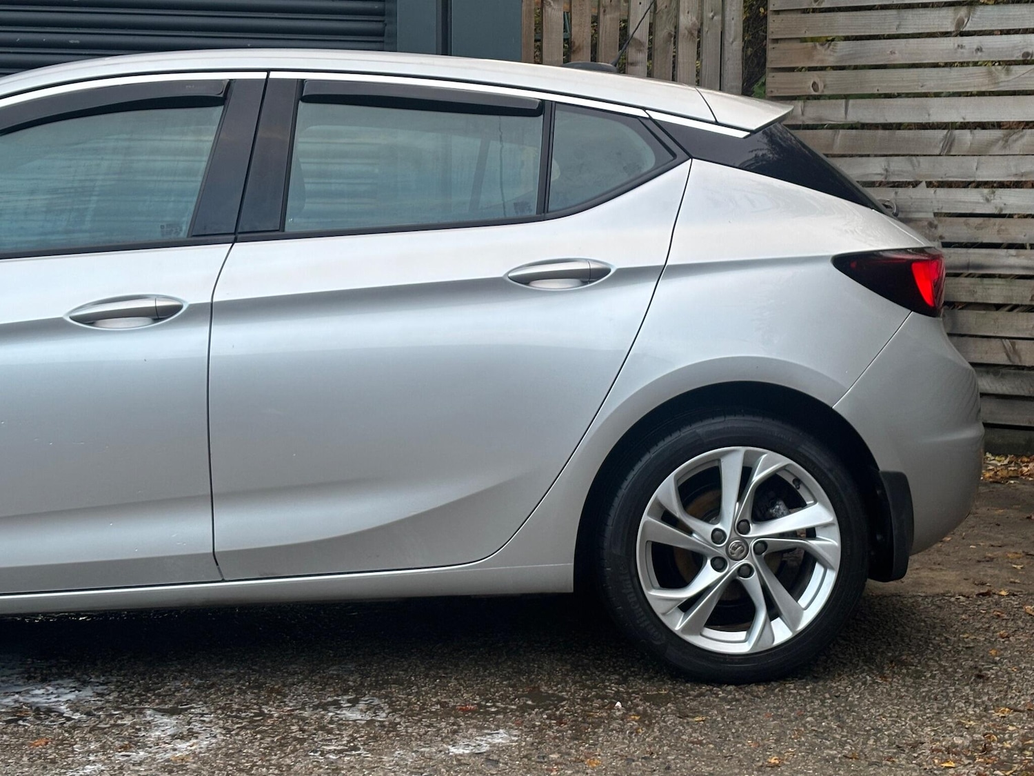 Used Vauxhall Astra 2017 for sale - 76440986: Photo 16