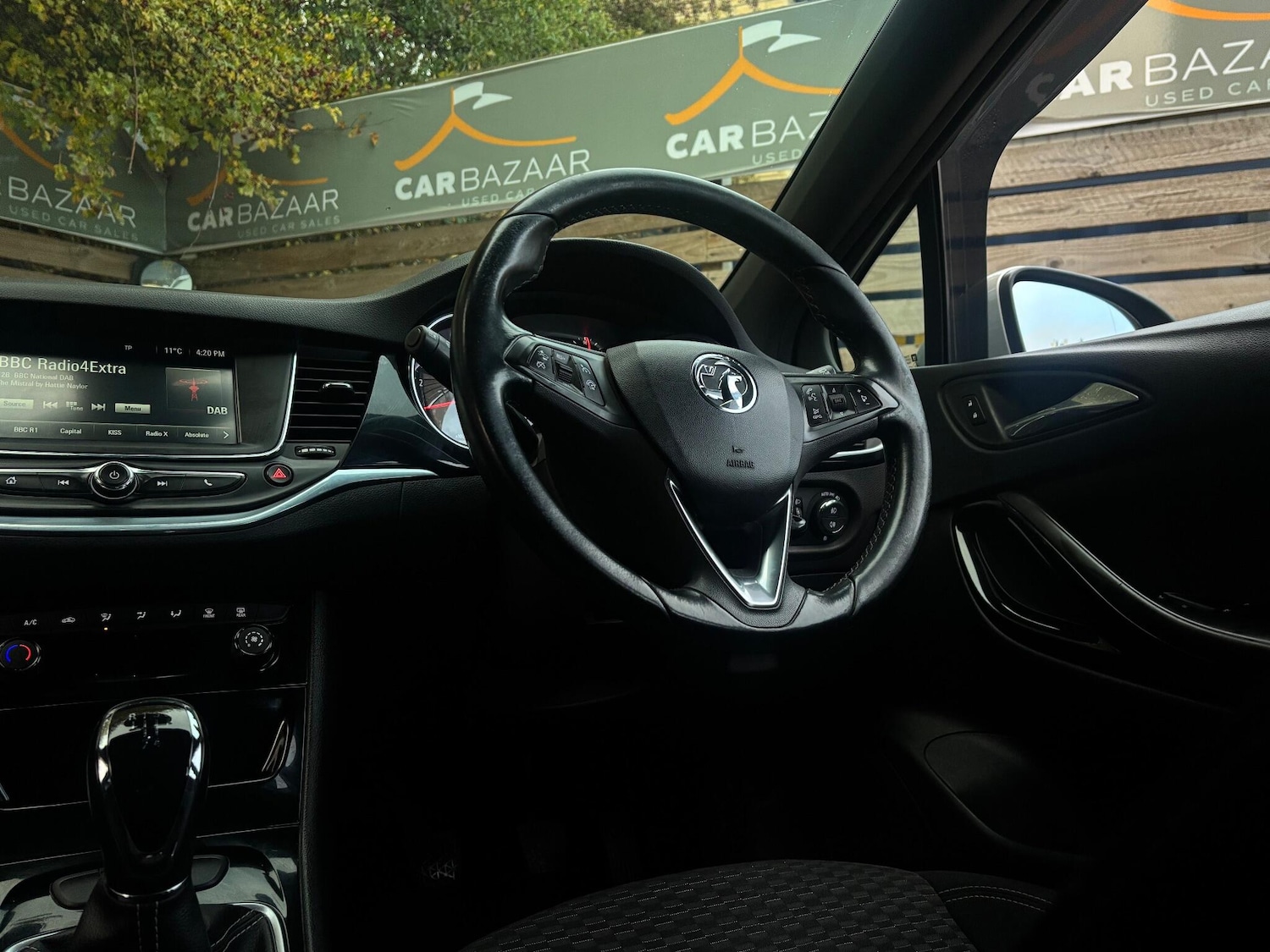 Used Vauxhall Astra 2017 for sale - 76440986: Photo 37