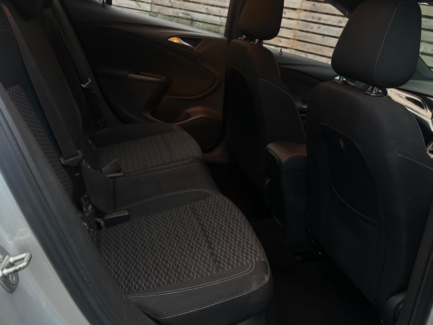 Used Vauxhall Astra 2017 for sale - 76440986: Photo 38