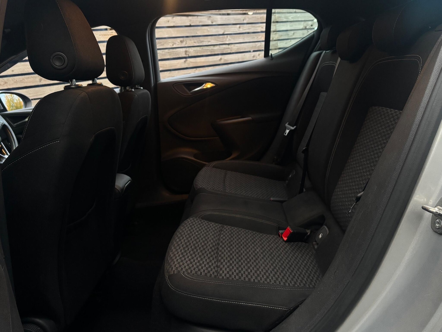 Used Vauxhall Astra 2017 for sale - 76440986: Photo 39