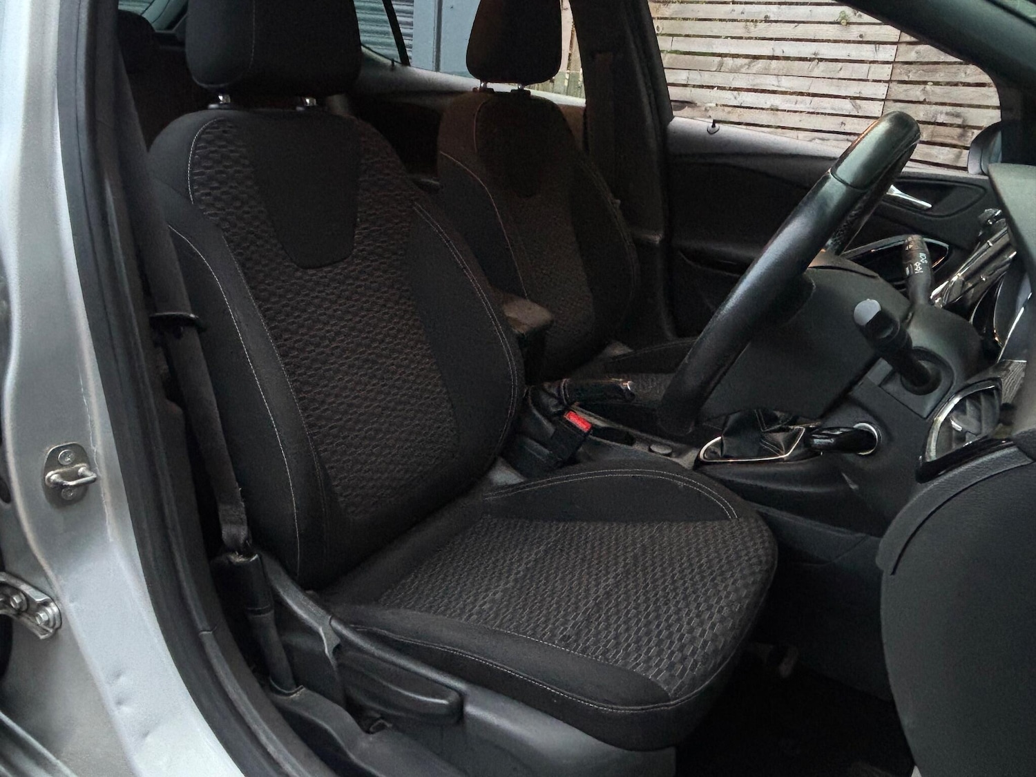 Used Vauxhall Astra 2017 for sale - 76440986: Photo 6