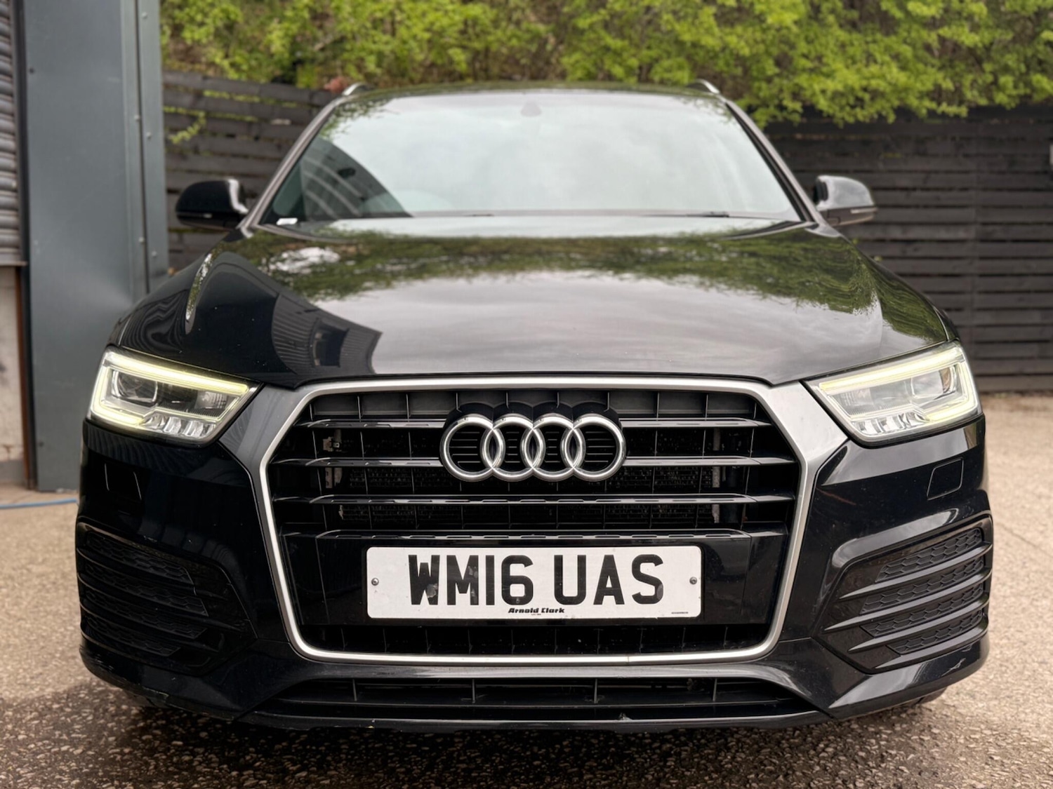 Used Audi Q3 for sale - 78136371: Photo 2