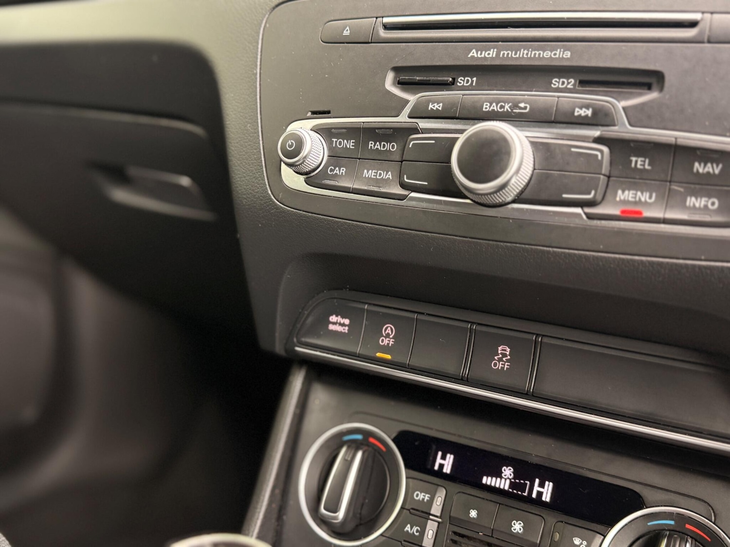 Used Audi Q3 for sale - 78136371: Photo 27