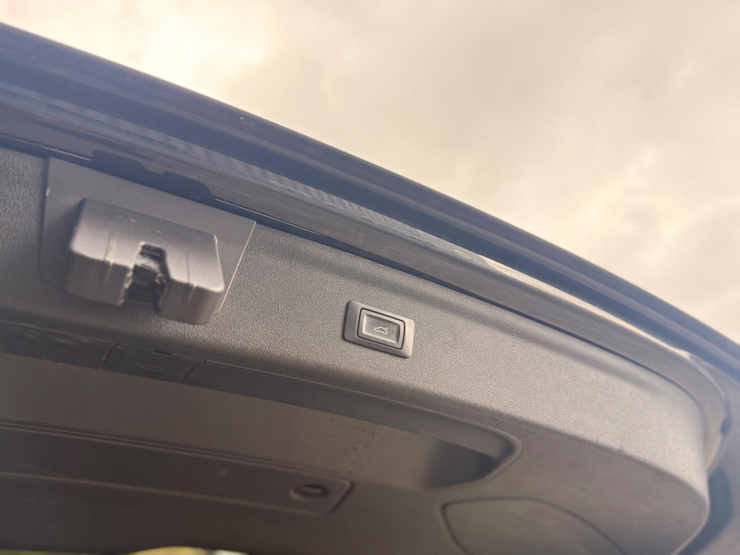 Used Audi Q3 for sale - 78136371: Photo 41