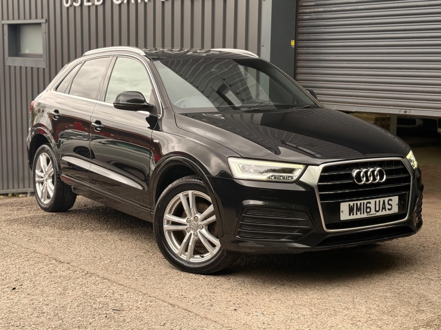 Used Audi Q3 for sale - 78136371: Photo 44