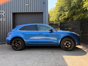 Used Porsche Macan 2017 for sale - 79202439: Photo