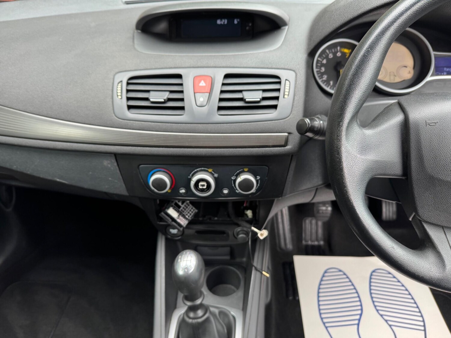 Vehicle 28