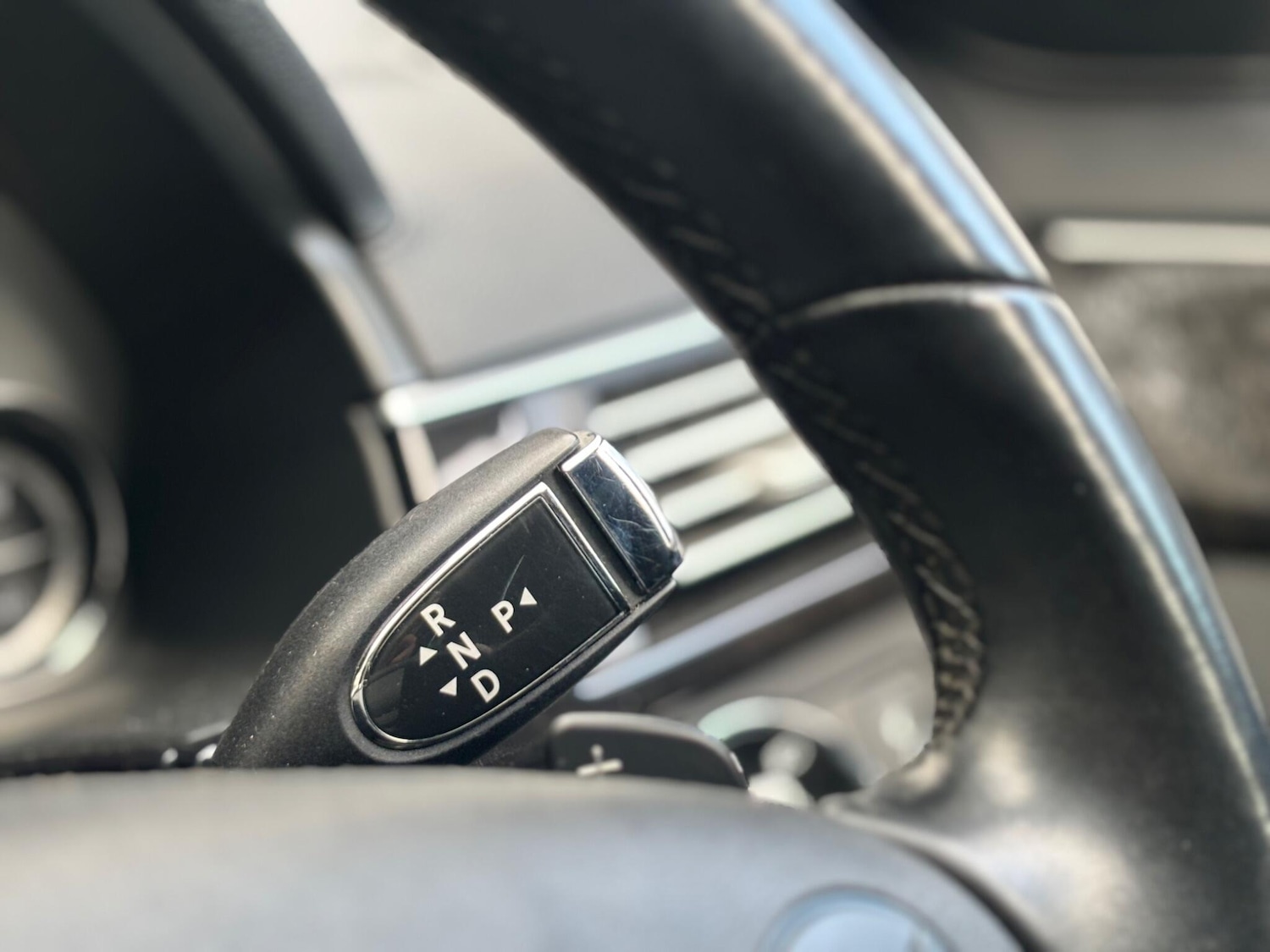 Used Mercedes-Benz E Class 2010 for sale - 76990166: Photo 31