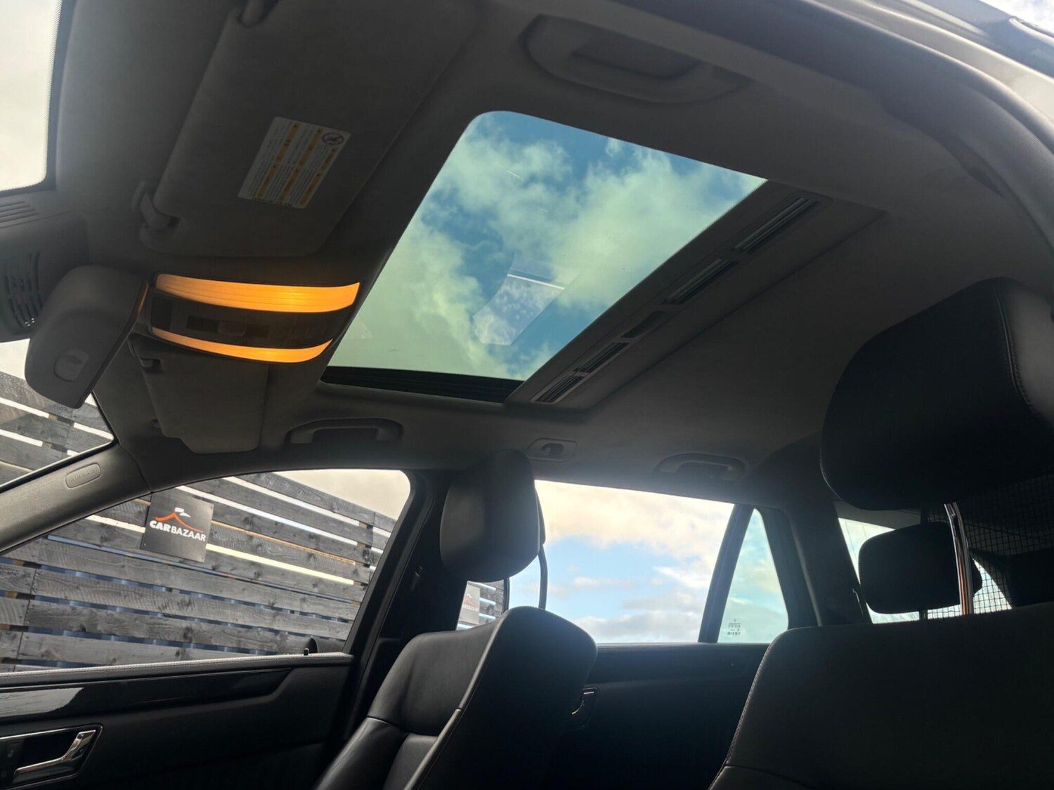 Used Mercedes-Benz E Class 2010 for sale - 76990166: Photo 47