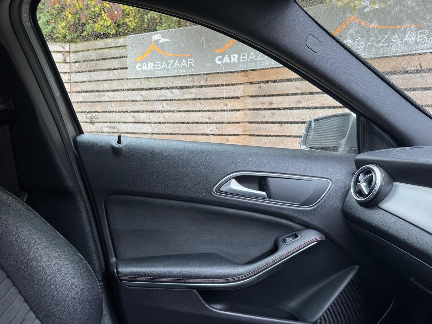 Used Mercedes-Benz GLA 2015 for sale - 76226385: Photo 11