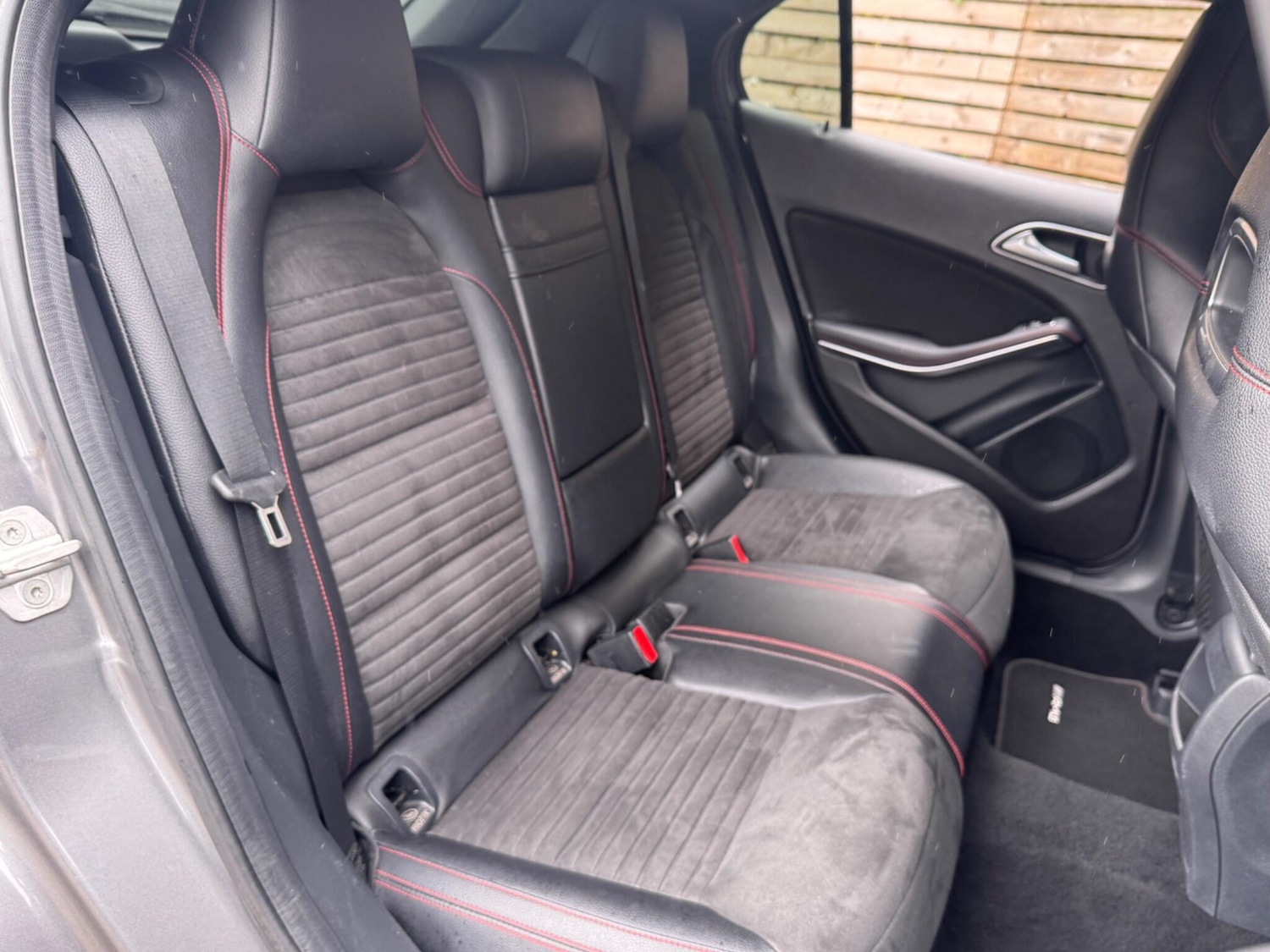 Used Mercedes-Benz GLA 2015 for sale - 76226385: Photo 30