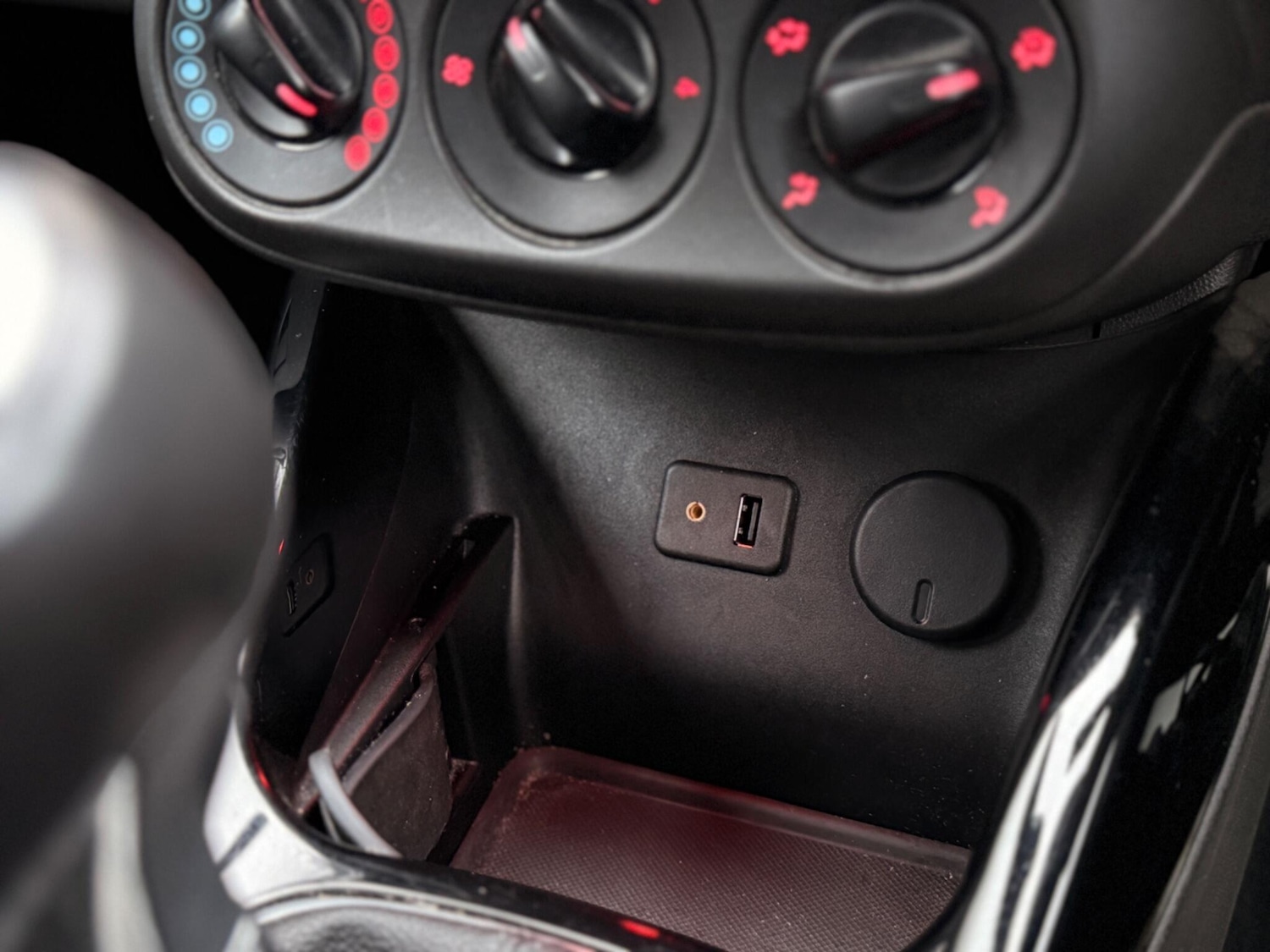 Used Vauxhall Corsa for sale - 77484503: Photo 28