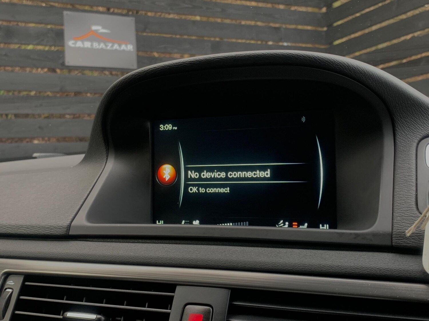 Used Volvo V70 for sale - 77633267: Photo 24