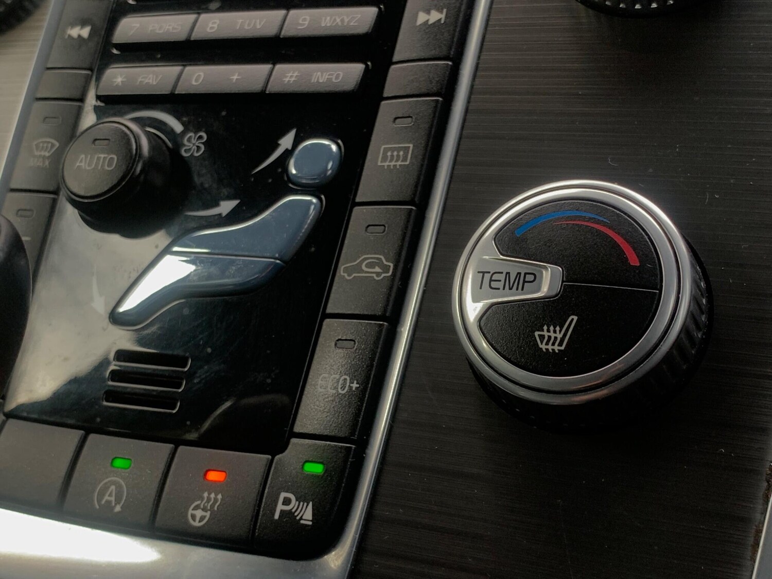 Used Volvo V70 for sale - 77633267: Photo 27