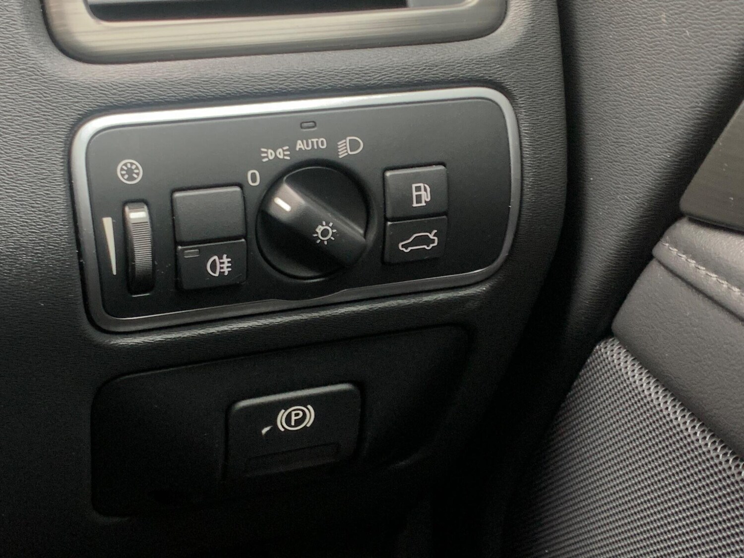 Used Volvo V70 for sale - 77633267: Photo 34