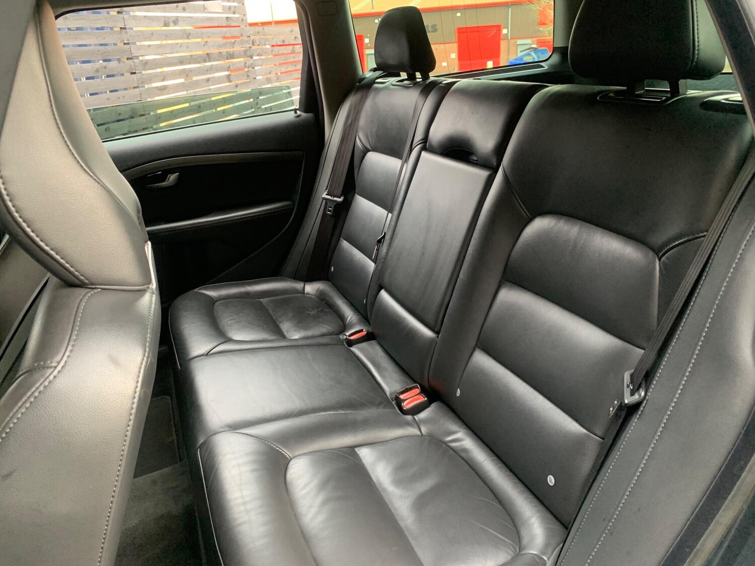 Used Volvo V70 for sale - 77633267: Photo 8