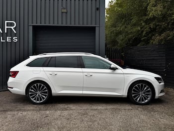 Used Skoda Superb 2018 for sale - 79698686: Photo